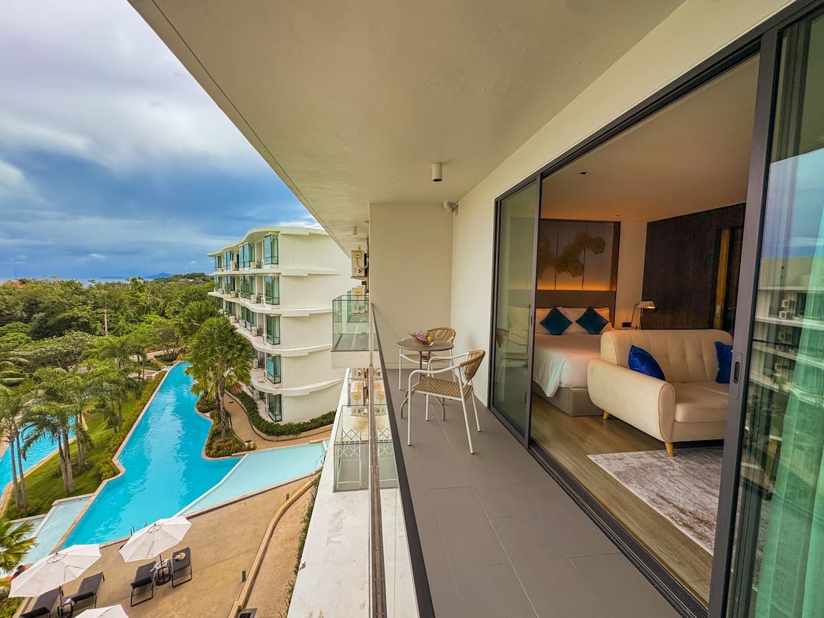 LV_4404 · Large Lux Studio in La Vita 5 star Rawai