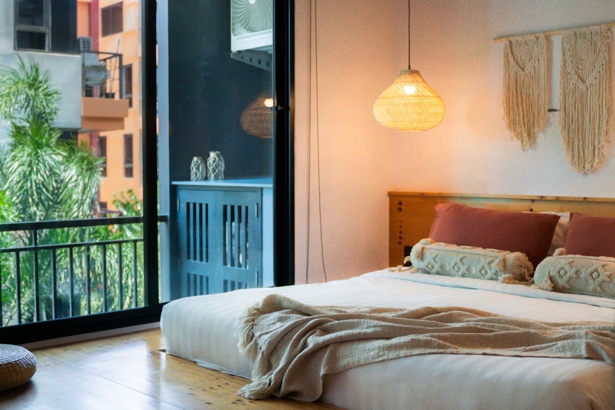 ReLife B419 · Cozy Design Studio by NaiHarn Beach & Lake