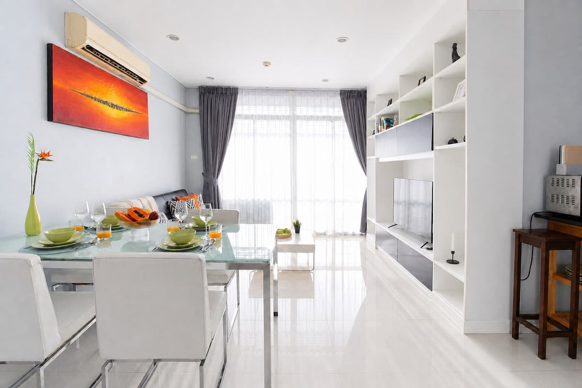 REG502 · Kamala 3BR Penthouse with Private Rooftop Pool