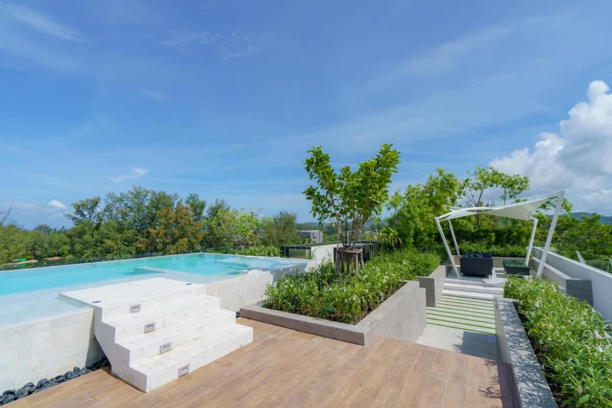Skypark 2523 1BDR Laguna 10 min to the Sea